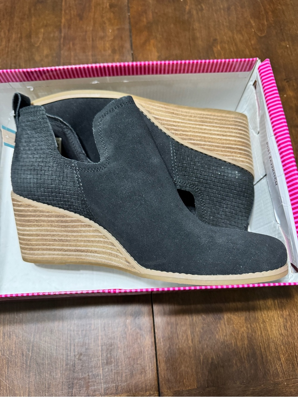 TOMS Kallie Wedge Booties Black Suede Embossed 9.5 NWT